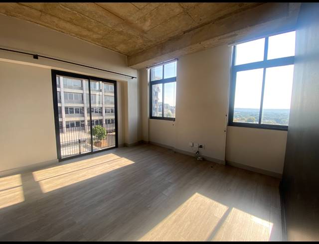 1 BEDROOM APARTMENT FOR SALE IN SANDOWN